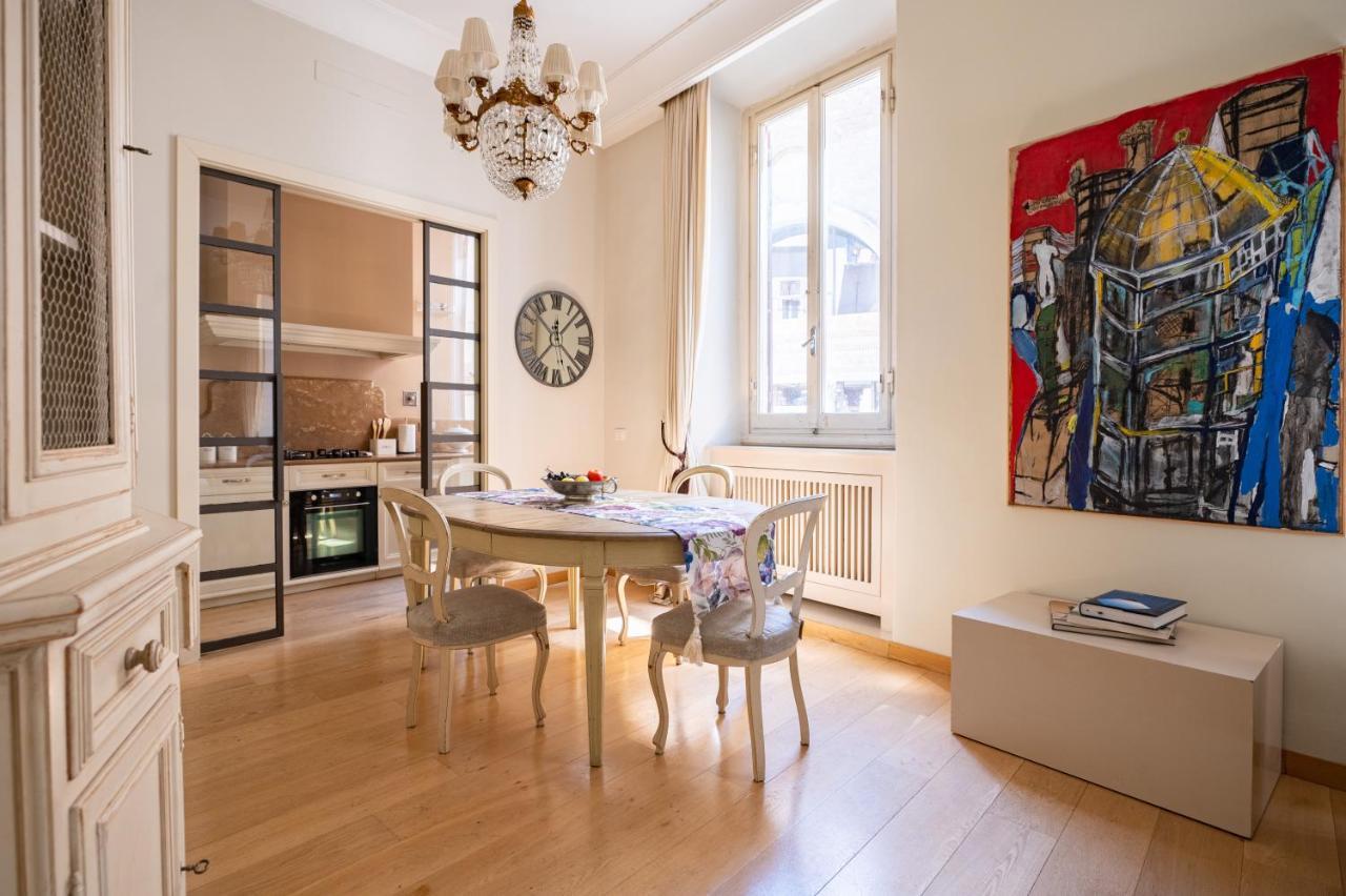 And Roomy Near The Station And Duomo - Homeunity Apartamento Florença