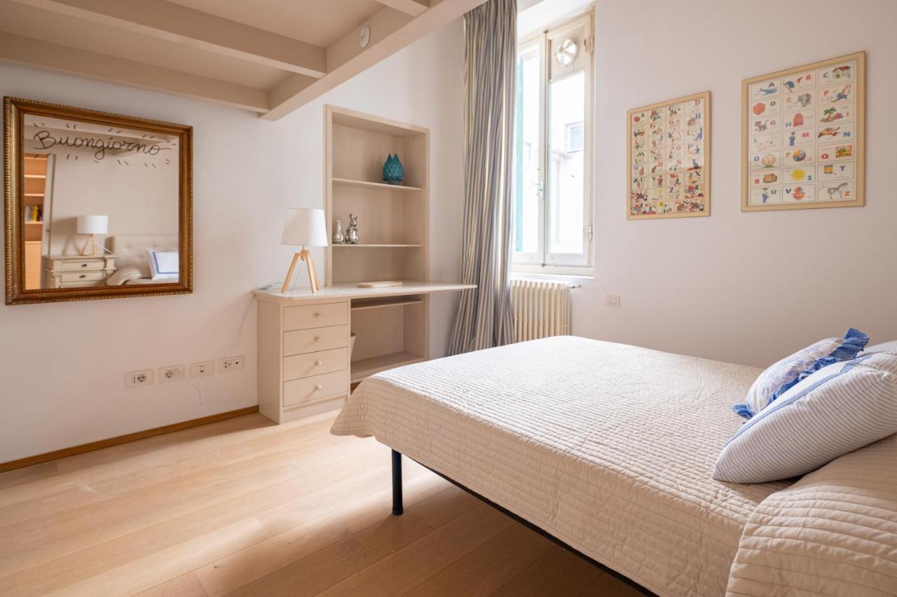 And Roomy Near The Station And Duomo - Homeunity Apartamento Florença